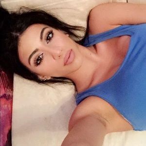 Meet your Posher, Yasmin